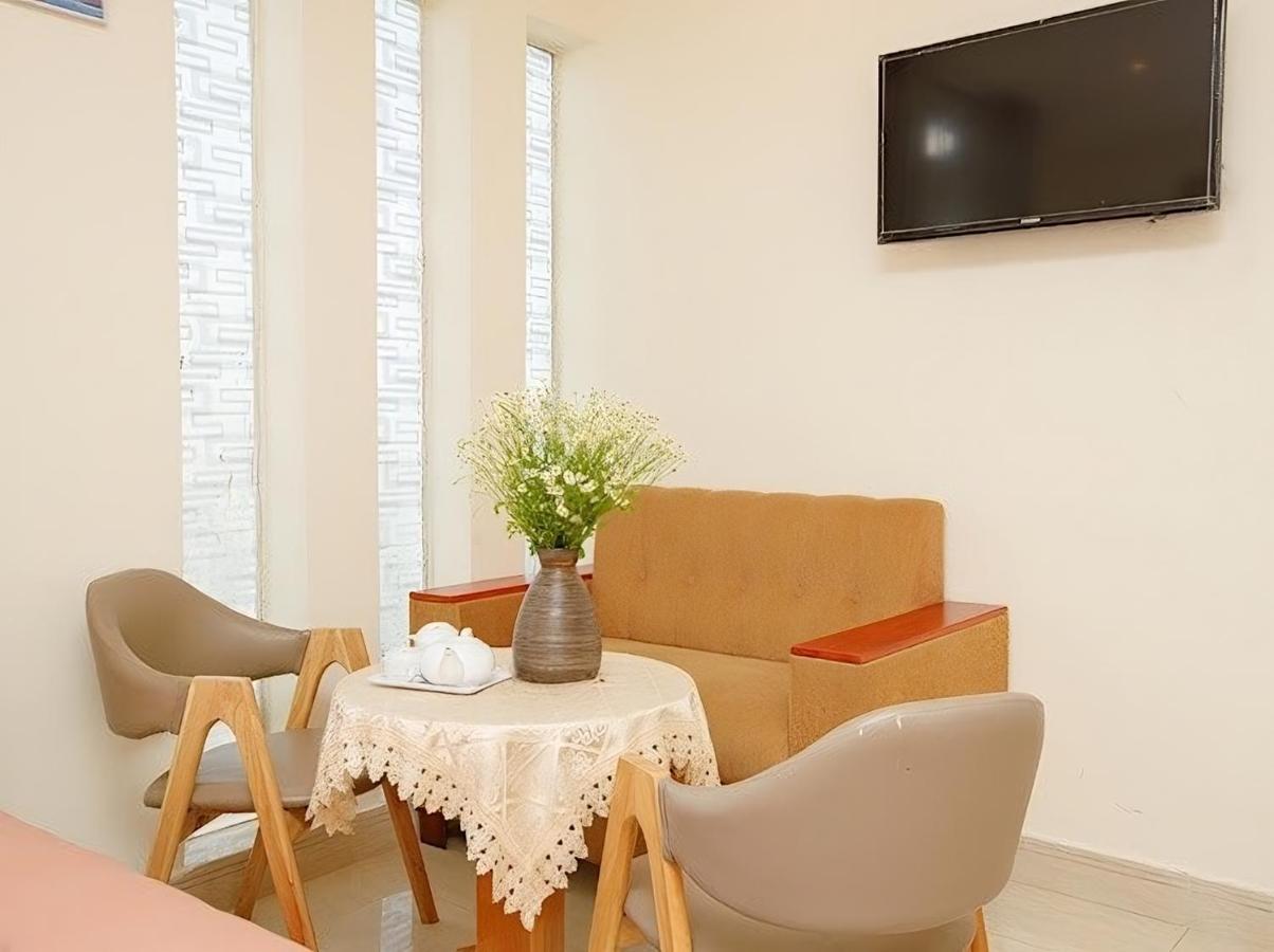 Hotel Khach San Com Nieu - Đà Lạt Extérieur photo